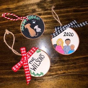 Custom Christmas Ornaments! Send your request.🎁
